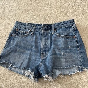 girlfriend jean shorts size 26